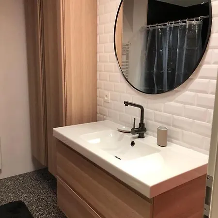 Lovely 1, With Private Terrace And Whirlpool,4-6 Pers 아파트 불랑쥬