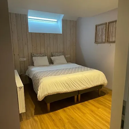 Lovely 1, With Private Terrace And Whirlpool,4-6 Pers 아파트 *